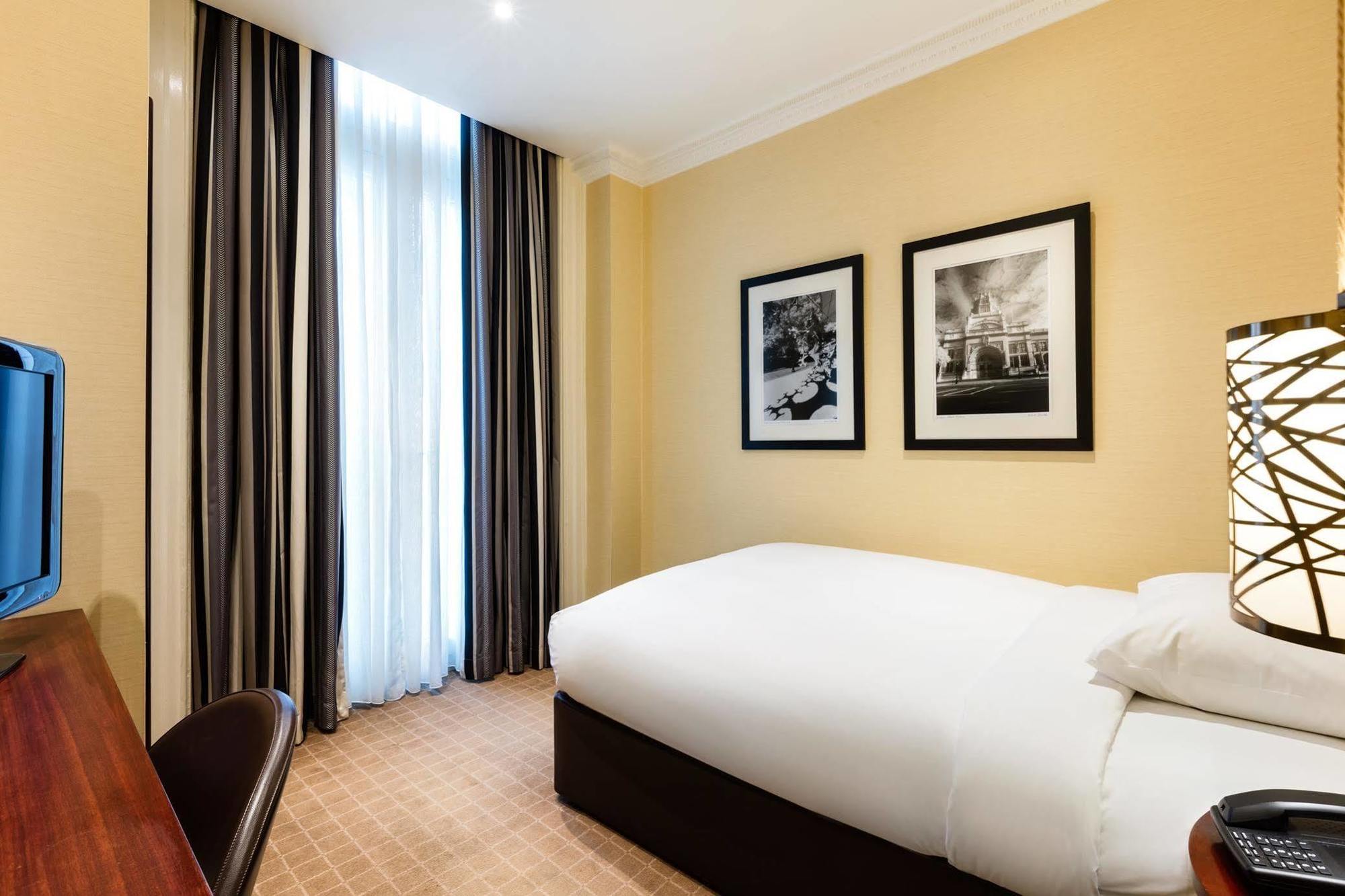 Radisson Blu Hotel, London South Kensington - Formerly Vanderbilt Eksteriør billede